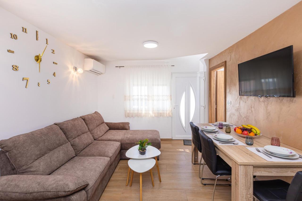 Apartments Sweet And Cozy Cavtat Bagian luar foto