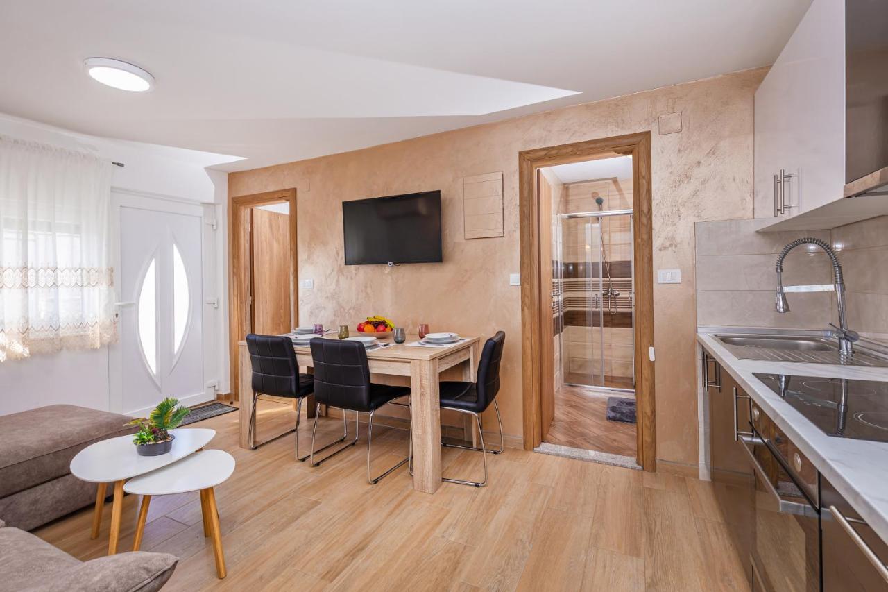 Apartments Sweet And Cozy Cavtat Bagian luar foto