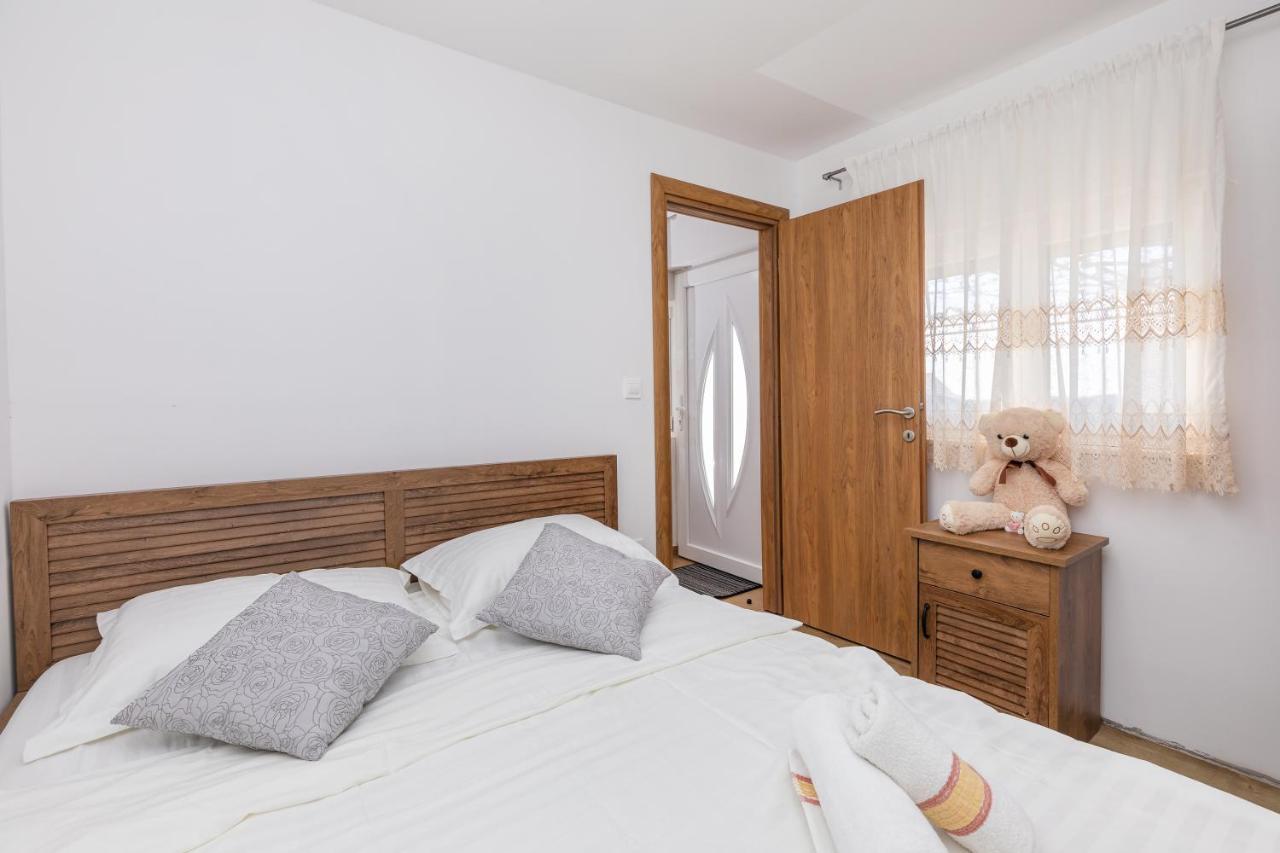 Apartments Sweet And Cozy Cavtat Bagian luar foto