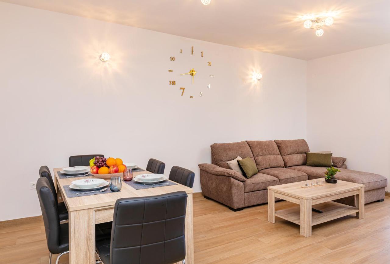 Apartments Sweet And Cozy Cavtat Bagian luar foto